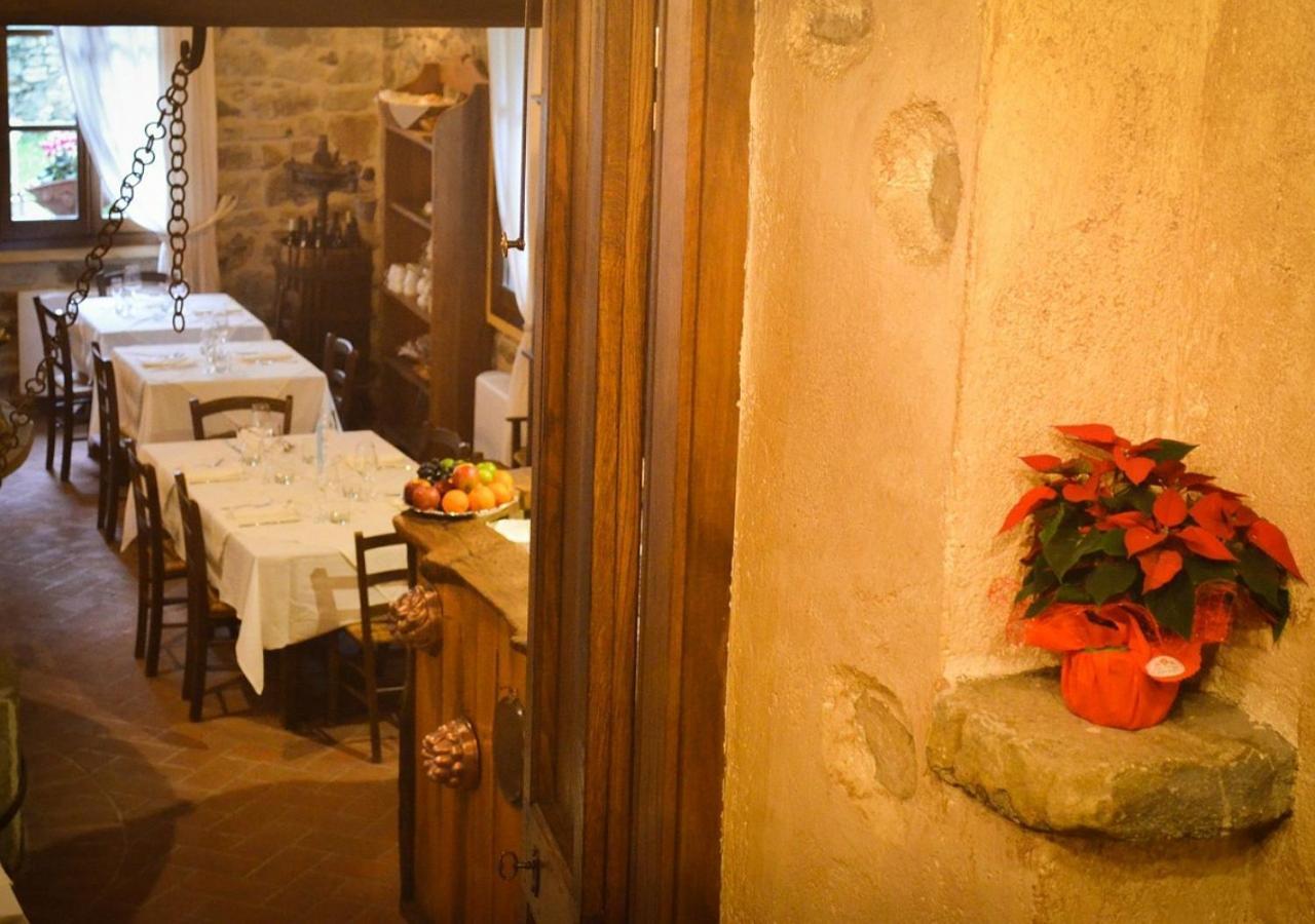 Bed and Breakfast Il Cappellaio Matto Montalto Ligure Exterior foto